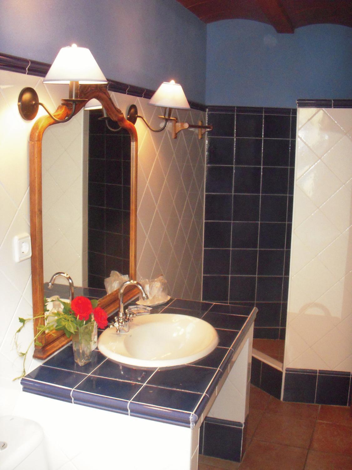 Hotel Les Velles Escoles Les Irles Zewnętrze zdjęcie